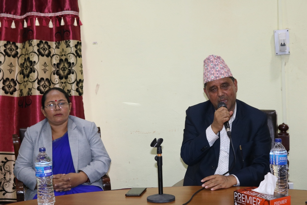 प्रदेश १ का सबै जिल्ला काेराेना संक्रमित छैनन्ः मन्त्री घिमिरे